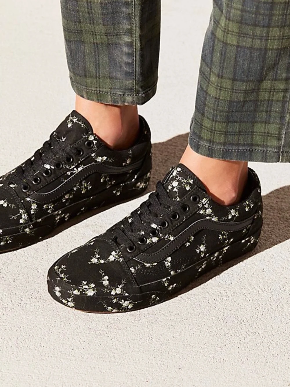 Vans Ltd Edition “Midnight Floral” Old Skool circa 2022